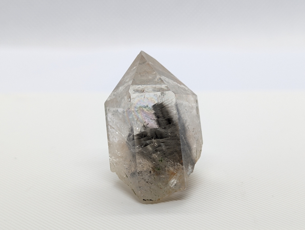 Brookite and Rutile in Quartz