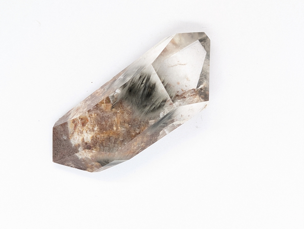 Brookite and Rutile in Quartz