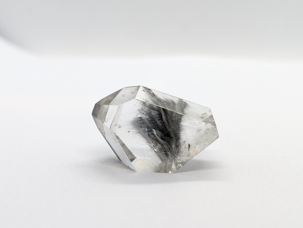 Brookite in Quartz